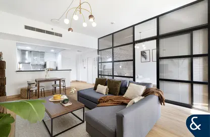 Apartment - 1 Bathroom for sale in Rimal 4 - Rimal - Jumeirah Beach Residence - Dubai