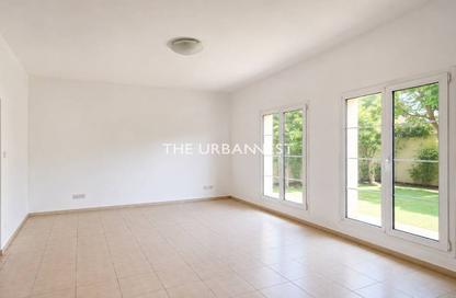 Villa - 3 Bedrooms - 3 Bathrooms for rent in Deema 2 - Deema - The Lakes - Dubai