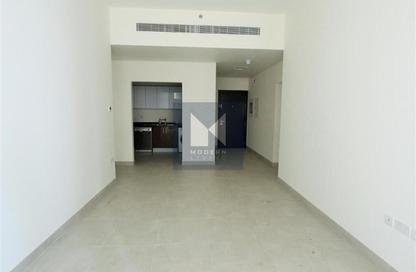 Apartment - 1 Bedroom - 2 Bathrooms for sale in Marina Arcade Tower - Dubai Marina - Dubai