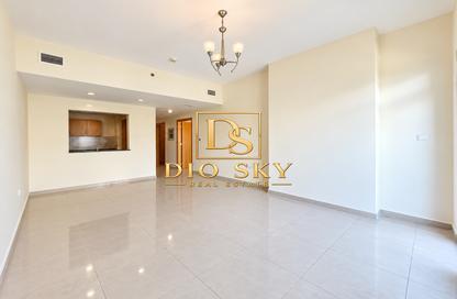 Apartment - 1 - 2 for rent in May Residence 5 - May Residence - District 10 - Jumeirah Village Circle - Dubai