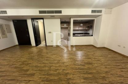 Apartment - 1 - 2 for rent in RAK Tower - Marina Square - Al Reem Island - Abu Dhabi
