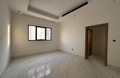 Villa - 5 - 6 for sale in Hoshi - Al Badie - Sharjah