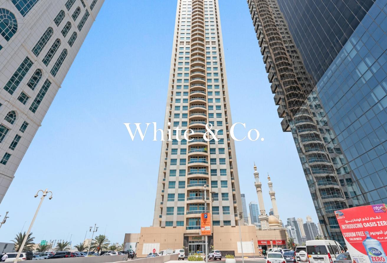 FULLY FURNISHED | MID FLOOR | VACANT NOW photo 13