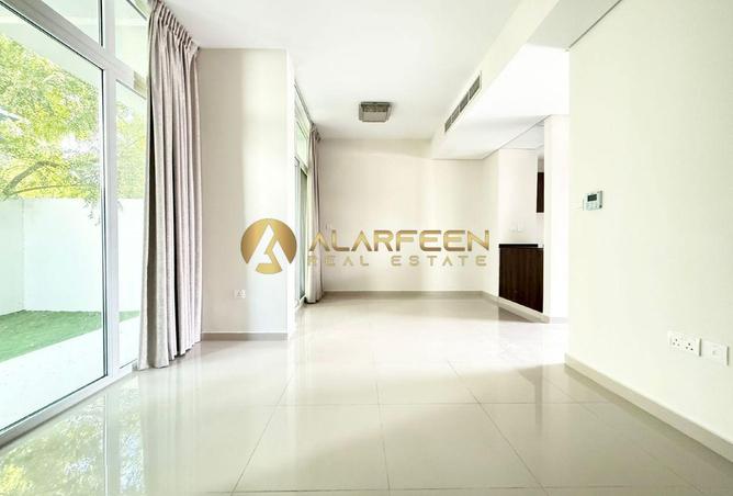 75030254 - Property Main Image