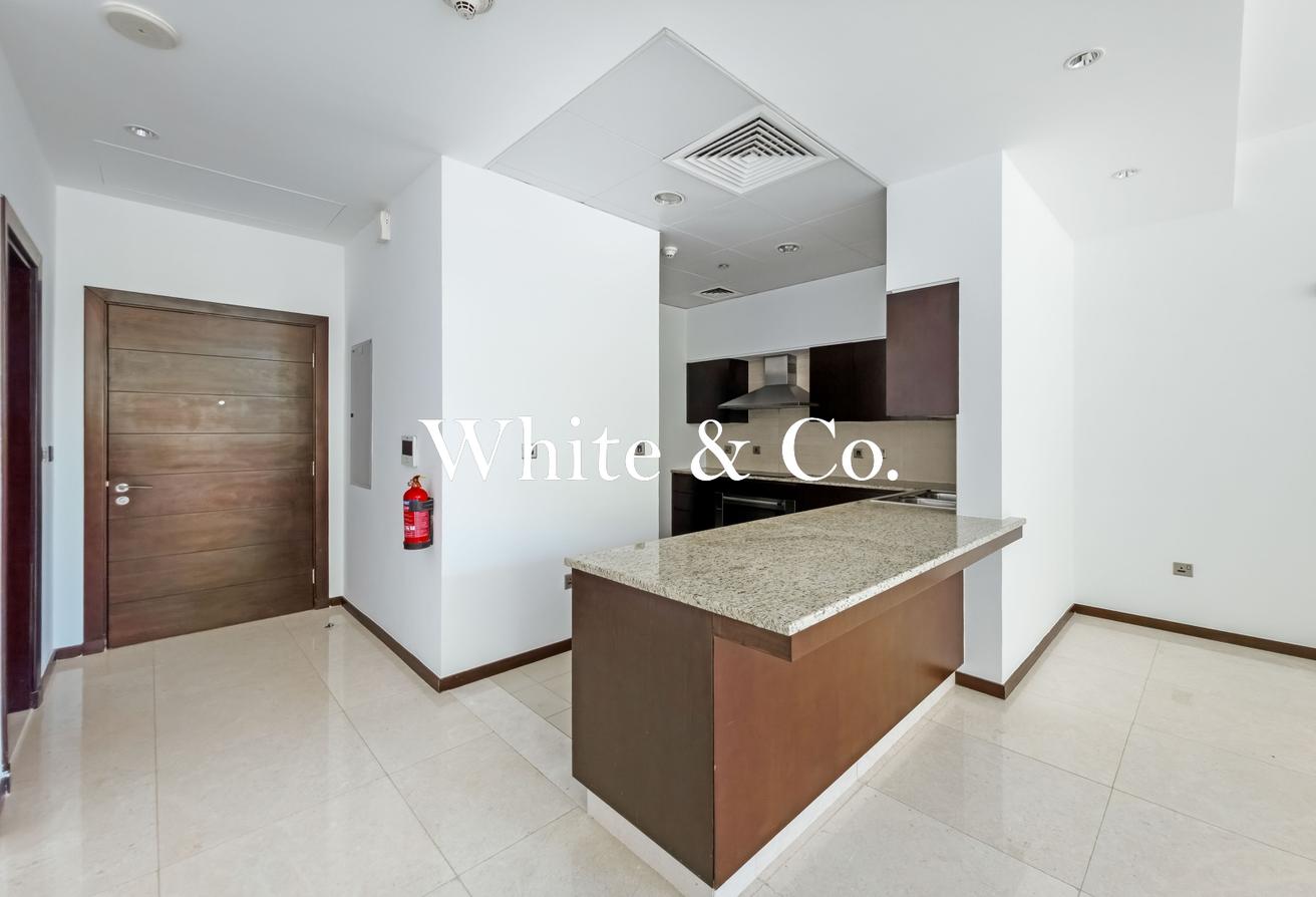 Ground Floor | Large Layout | Beach Access photo 5