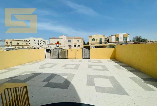 76966957 - Property Image 3