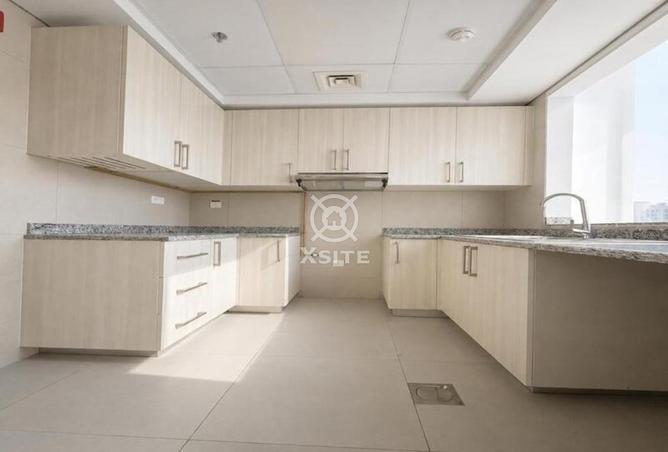 112320181 - Property Image 3