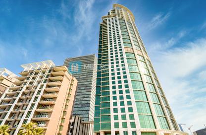 Apartment - 1 Bedroom - 2 Bathrooms for rent in RAK Tower - Marina Square - Al Reem Island - Abu Dhabi