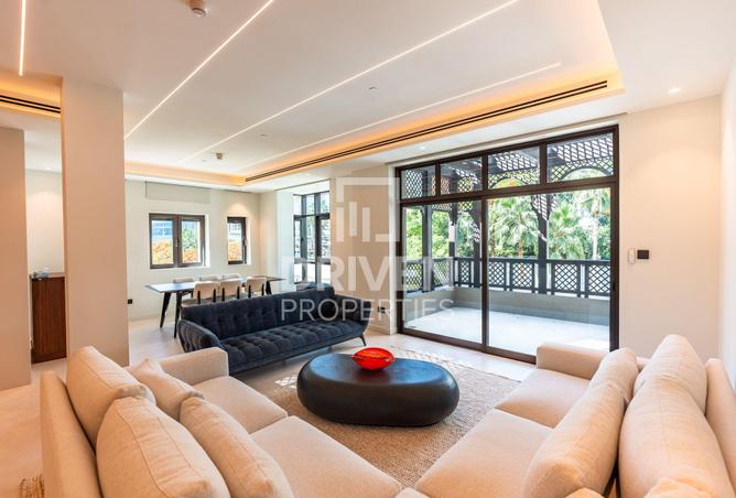 102317199 - Property Image 2