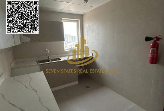 96130199 - Property Image 2