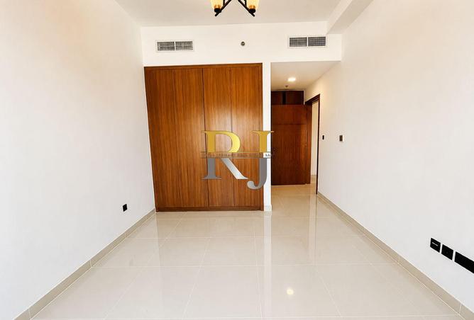 118143268 - Property Image 3