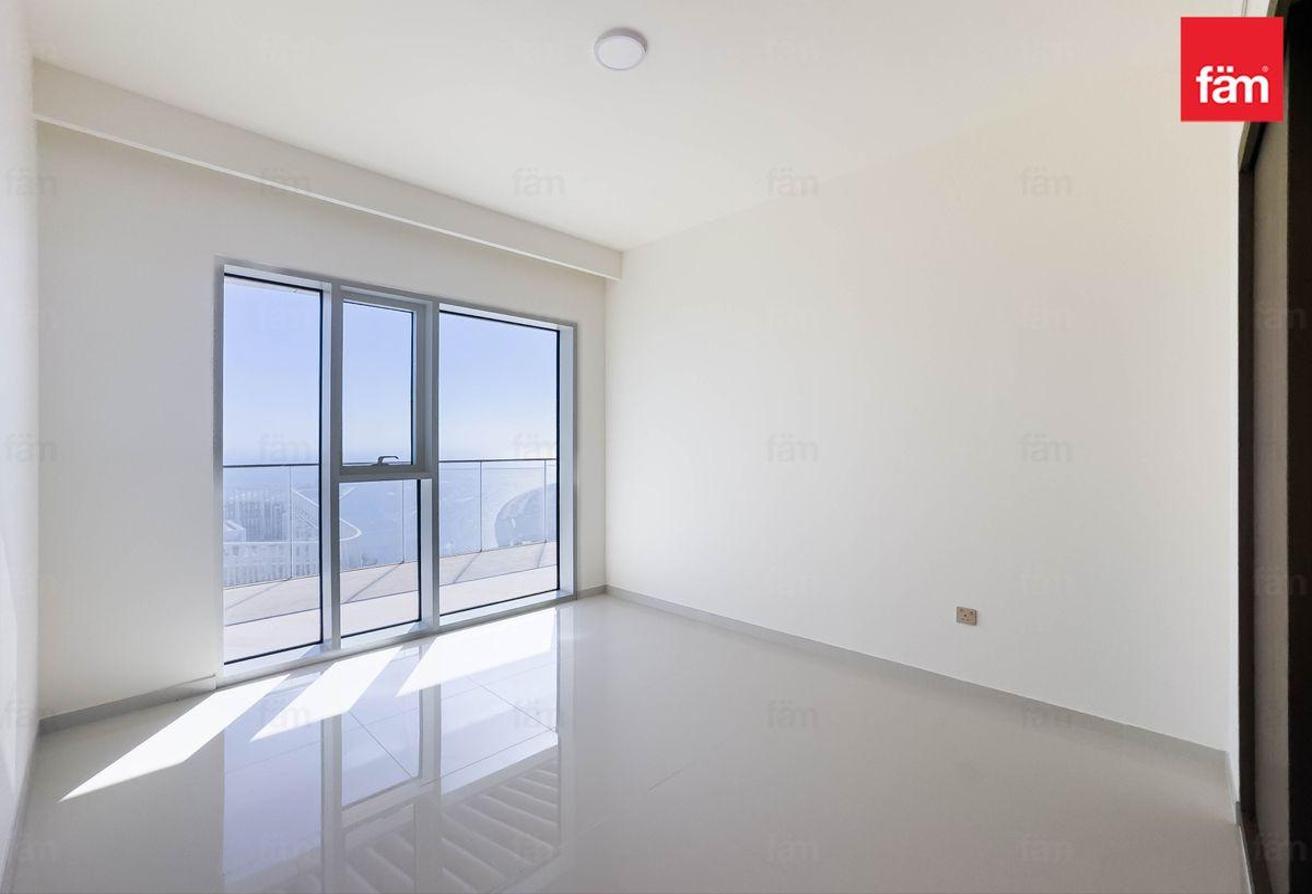 Very High Floor | Full Palm Views | Private Beach photo 15