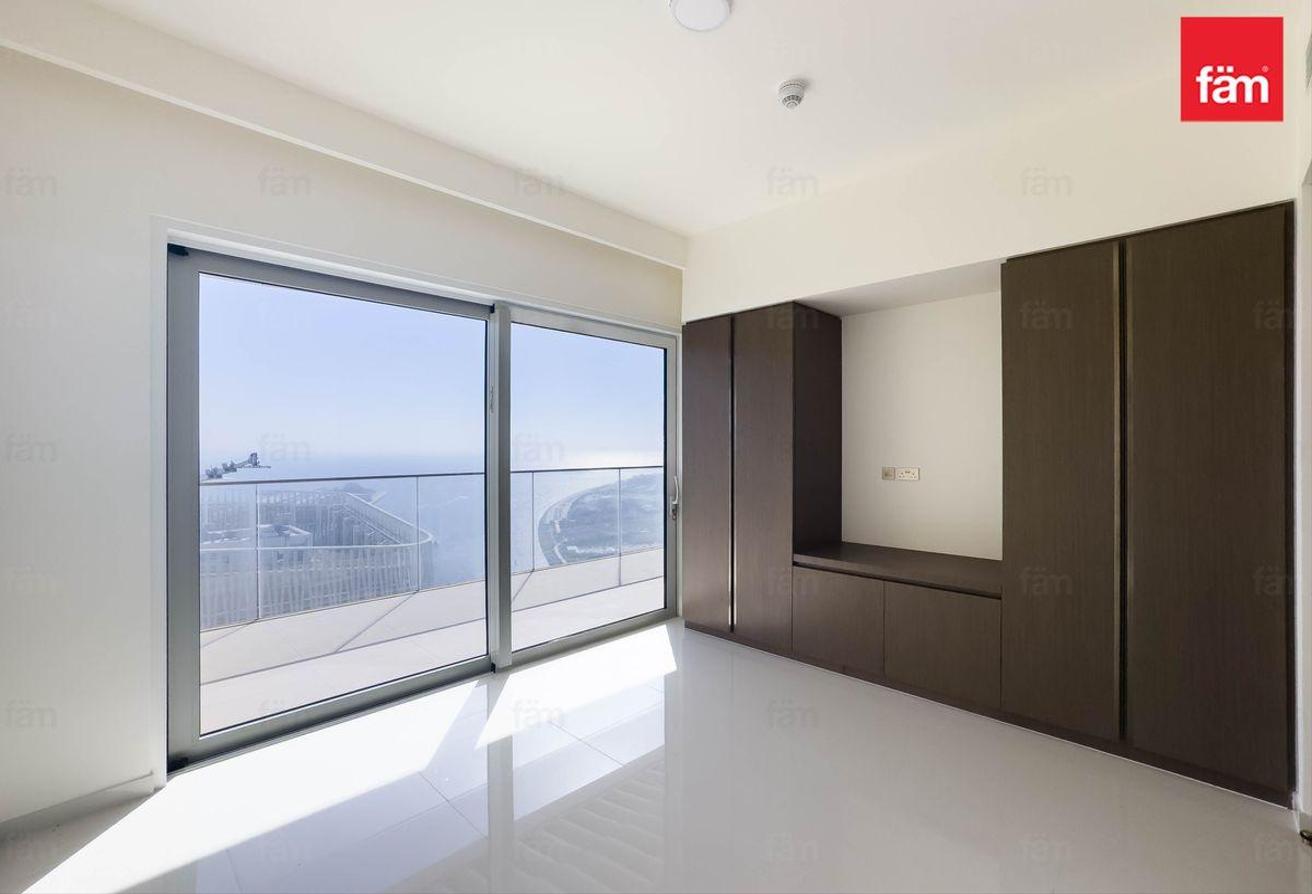 Very High Floor | Full Palm Views | Private Beach photo 11