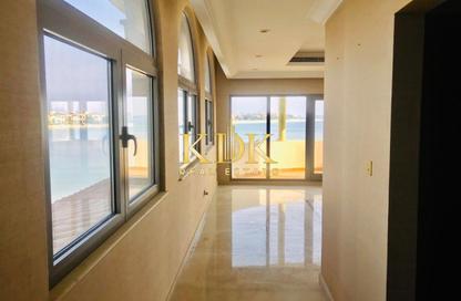 Villa - 6 Bedrooms - 6 Bathrooms for rent in Garden Homes Frond D - Garden Homes - Palm Jumeirah - Dubai