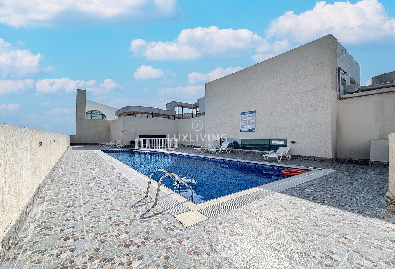 Spacious | Bright | Chiller Free| Vacant photo 3