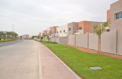 Villa - 3 Bedrooms - 4 Bathrooms for sale in Contemporary Style - Al Reef Villas - Al Reef - Abu Dhabi