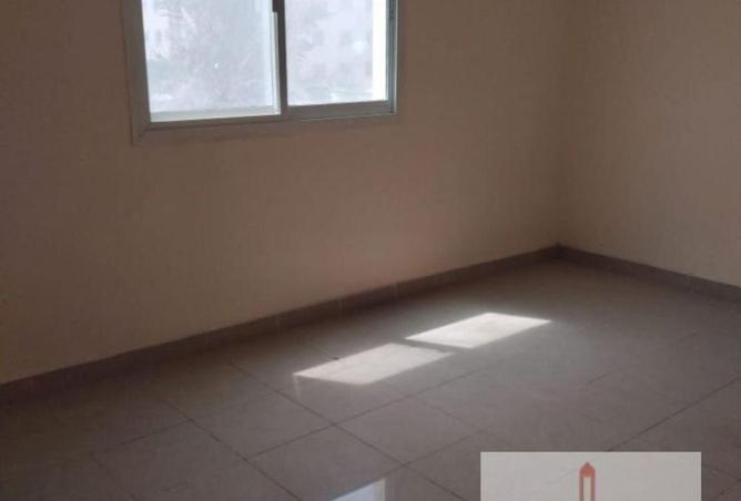 98261100 - Property Image 3