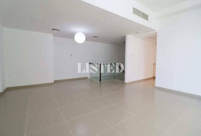 74237506 - Property Image 2