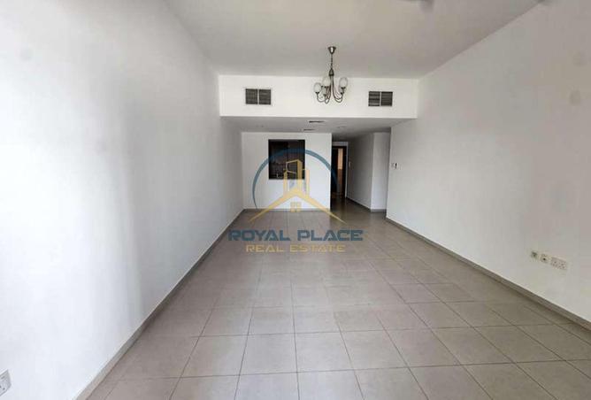 Prime Location | Best Offer | Ready to Move