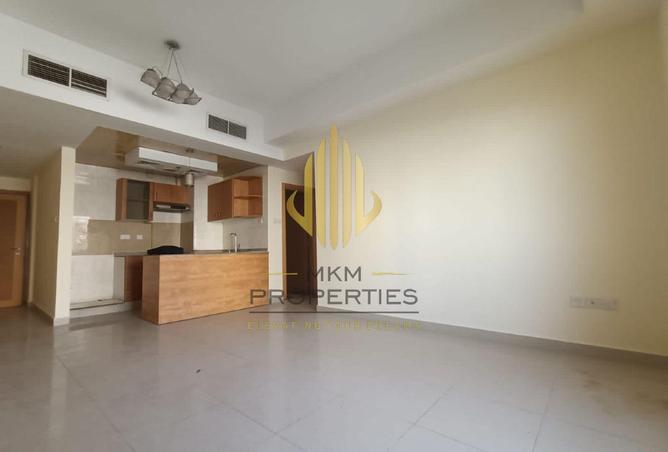 81110144 - Property Image 2