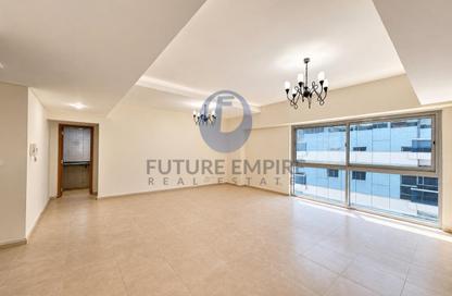 Apartment - 2 Bedrooms - 3 Bathrooms for rent in Blue Waves Residence - Al Mankhool - Bur Dubai - Dubai