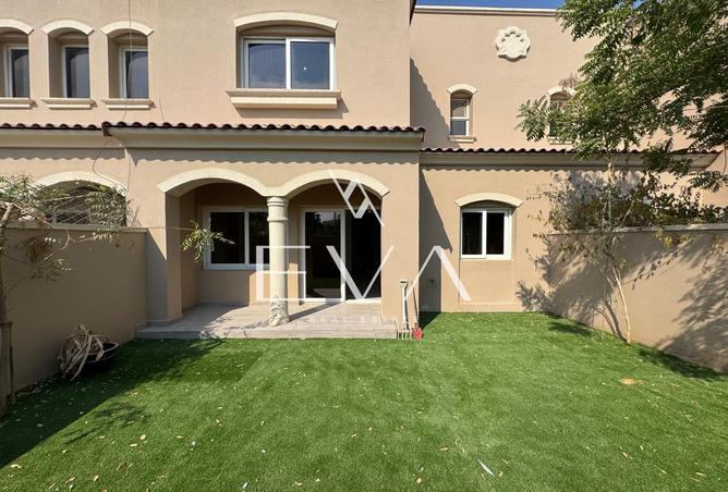 2-bed townhouse in Casa Viva · Unfurnished · Maid's room — photo 2