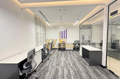 Business Centre - Studio - 2 Bathrooms for rent in Health care City - Dubai Healthcare City - Bur Dubai - Dubai
