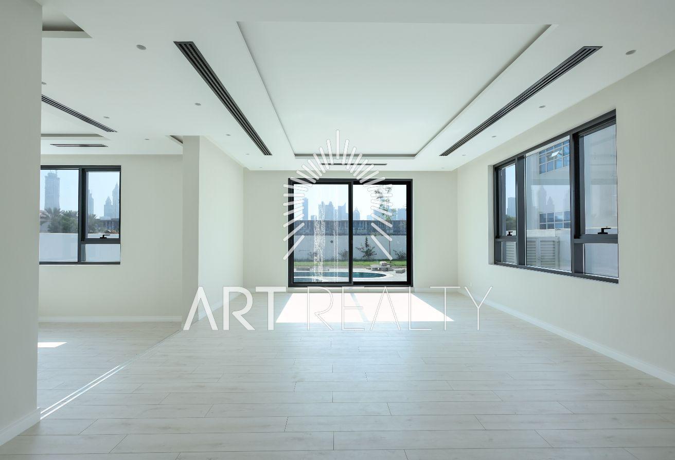 Modern 5BR + M | Landscaped Garden | Private Pool photo 3