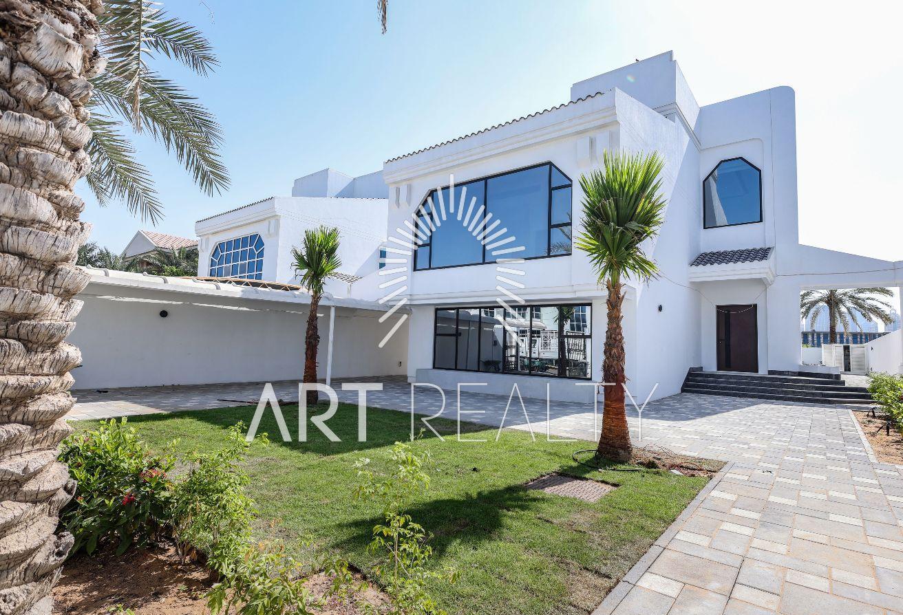 Modern 5BR + M | Landscaped Garden | Private Pool photo 25