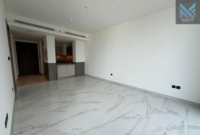 75401130 - Property Image 3