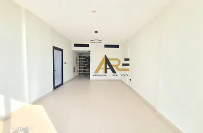 شقة - 3 غرف نوم - 4 حمامات للايجار في A تلال سيتي - تلال سيتي - الشارقة شقة - 3 غرف نوم - 4 حمامات للايجار في A تلال سيتي - تلال سيتي - الشارقة