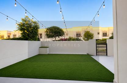Townhouse - 3 - 4 for rent in Naseem Townhouses - Town Square - Dubai