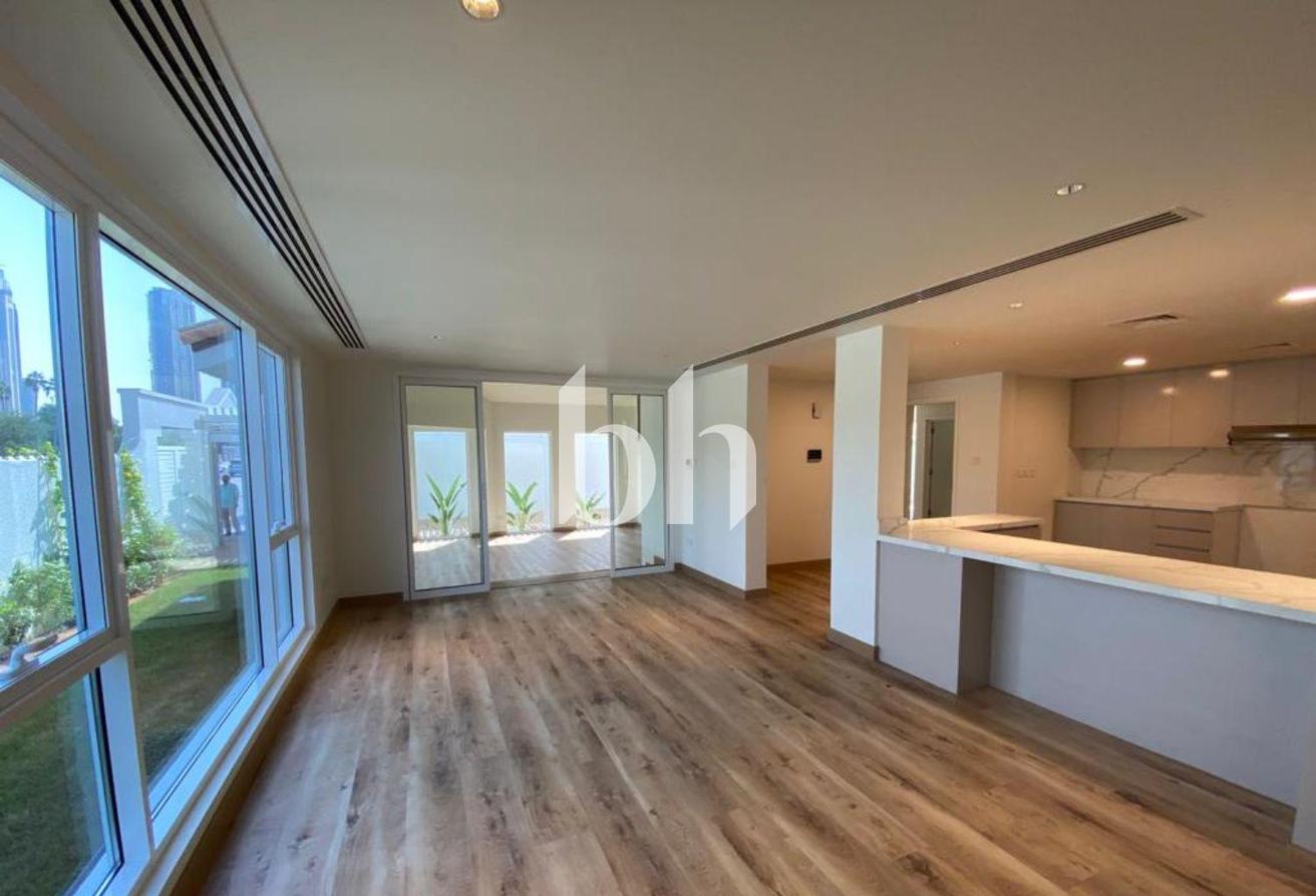 Fully Renovated | Modern | Pool | Gym | Pvt Garden photo 5