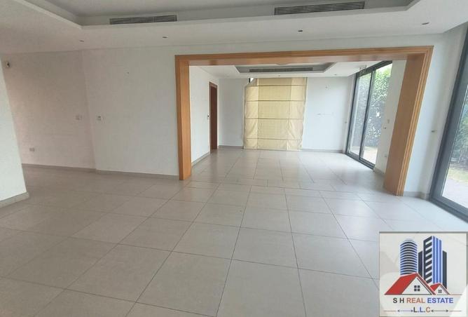 132502884 - Property Main Image