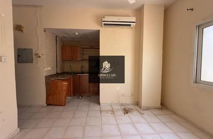Apartment - Studio - 1 Bathroom for rent in Muwaileh 29 Building - Muwaileh - Sharjah Apartment - Studio - 1 Bathroom for rent in Muwaileh 29 Building - Muwaileh - Sharjah