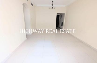 Apartment - 2 - 2 for rent in Muwaileh 29 Building - Muwaileh - Sharjah