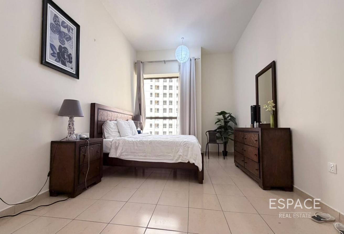 Furnished | Partial Sea View | Available photo 12