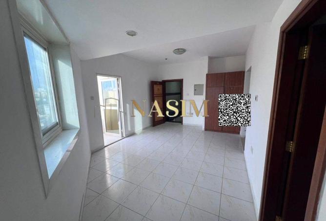 77376439 - Property Image 3