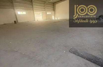 مستودع - استوديو - 2 حمامات للايجار في أم الثعوب - أم القيوين