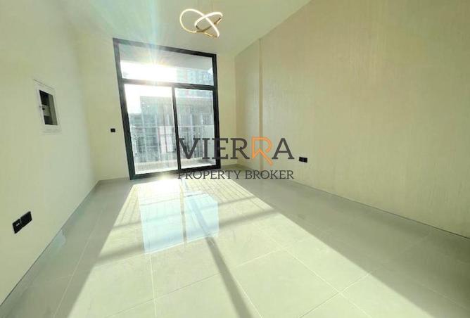 61674005 - صورة العقار 3