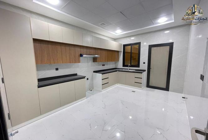 84063466 - Property Image 3