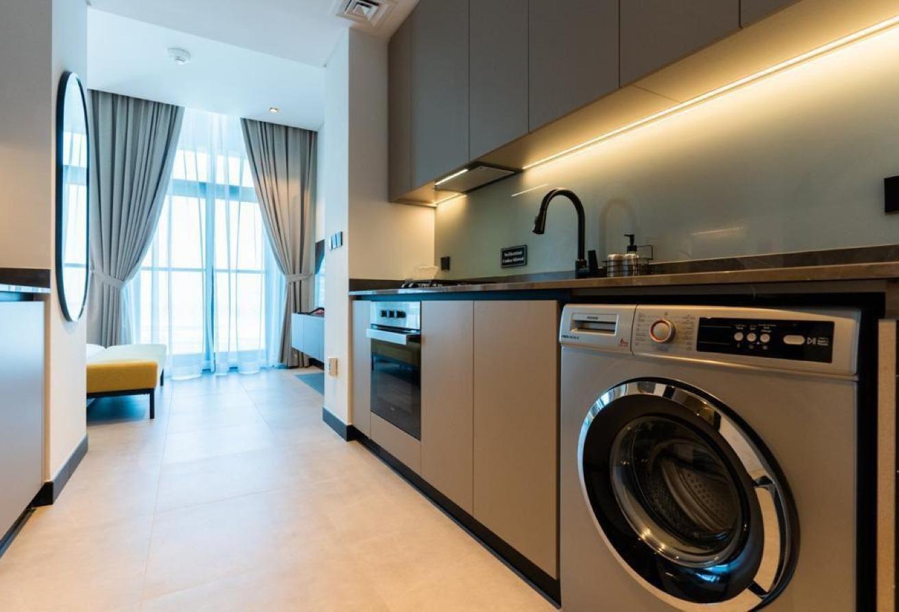 READY TO MOVE IN | FULLY FURNISHED | BIG STUDIO photo 8