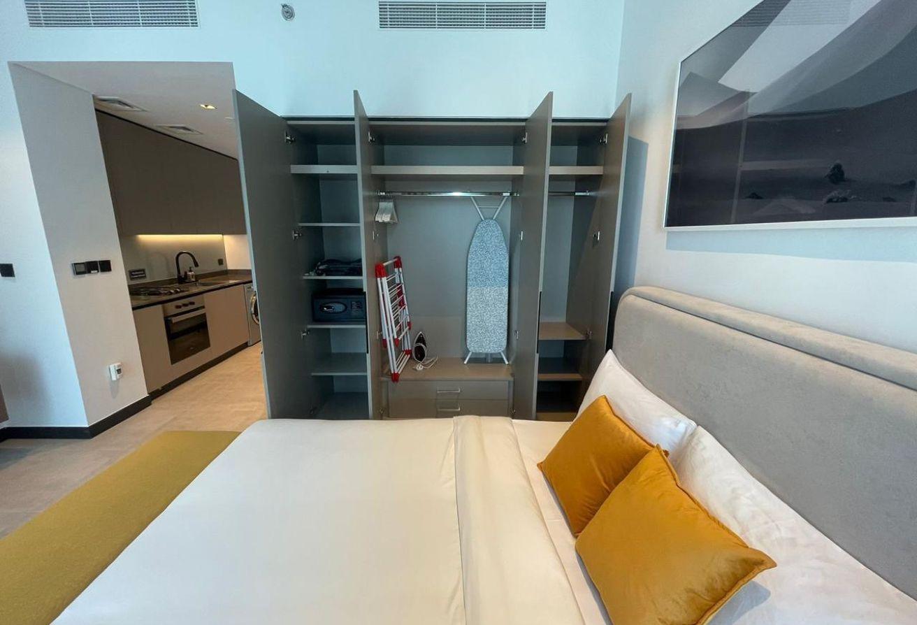 READY TO MOVE IN | FULLY FURNISHED | BIG STUDIO photo 10