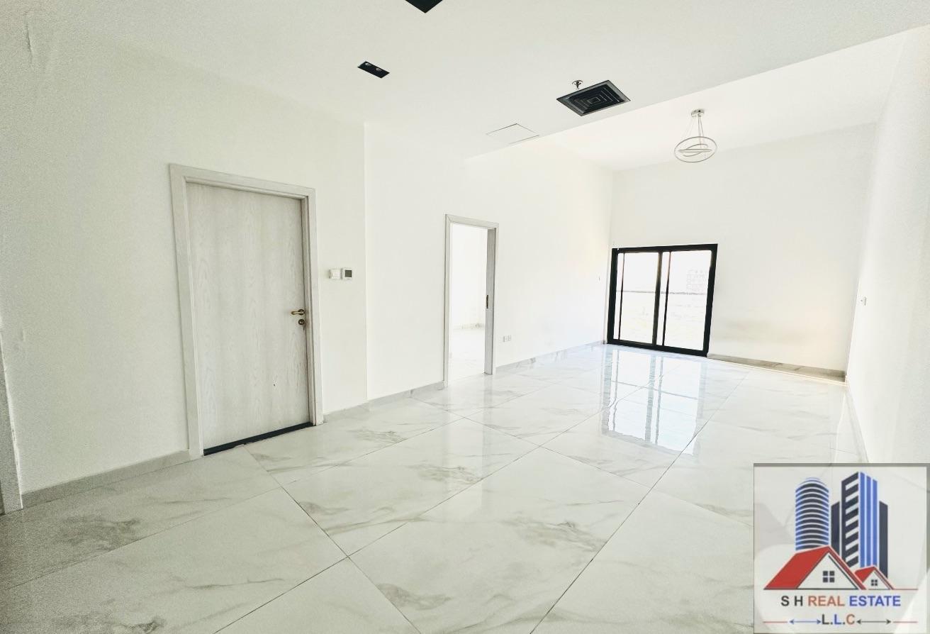 1 BR Apartment With Close Kitchen And Big Living photo 8