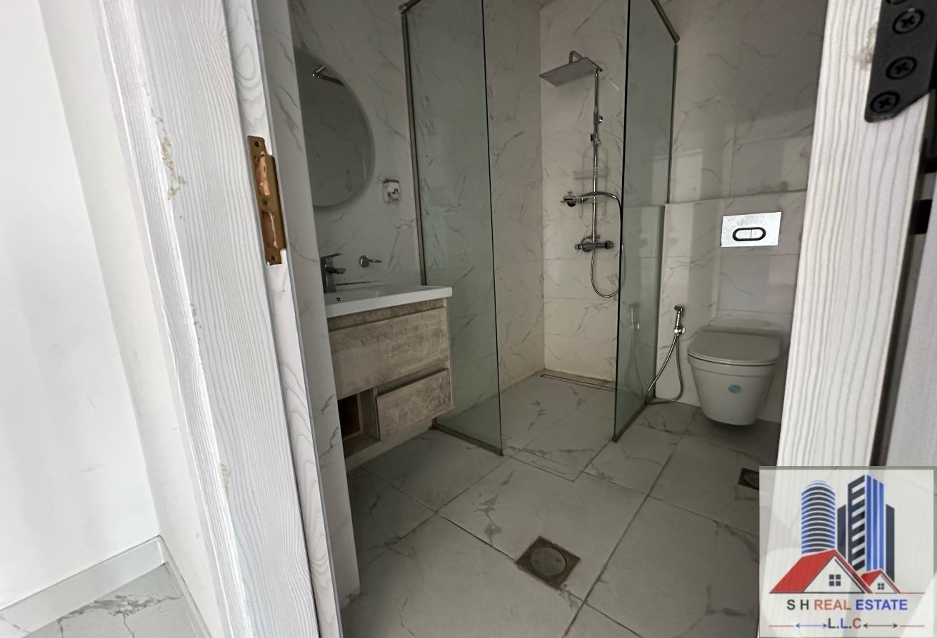 1 BR Apartment With Close Kitchen And Big Living photo 7