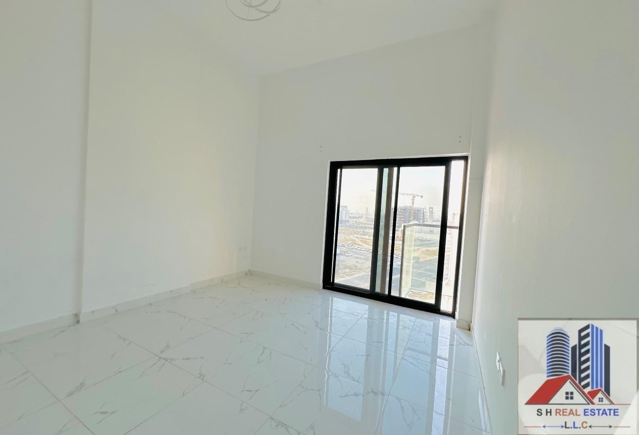 1 BR Apartment With Close Kitchen And Big Living photo 4