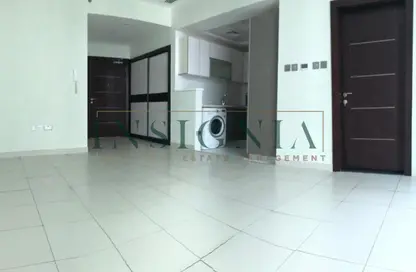 Apartment - 1 Bathroom for rent in Glitz 3A - Glitz 3 - Glitz - Dubai Studio City - Dubai