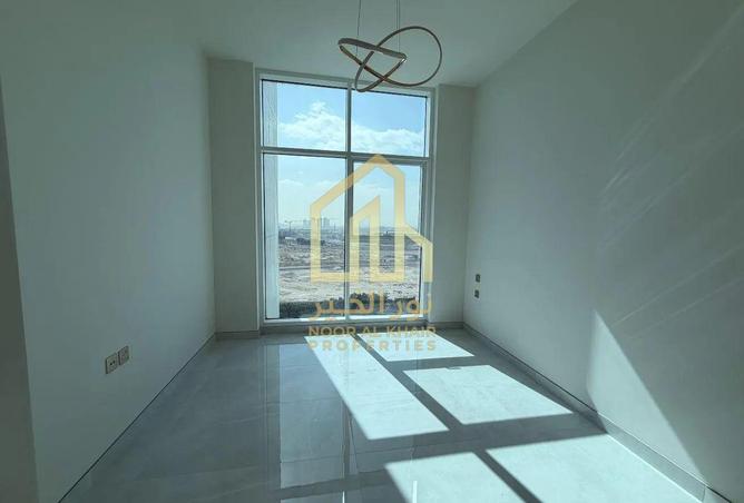 53192070 - صورة العقار 3