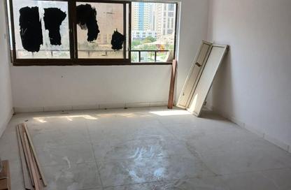 Apartment - 3 Bedrooms - 2 Bathrooms for rent in Abu Shagara building - Abu shagara - Sharjah