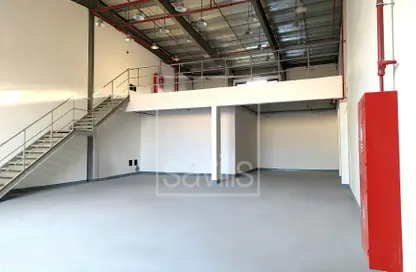 Warehouse - Studio for rent in Ali Mousa Building - Al Sajaa Industrial - Al Sajaa - Sharjah